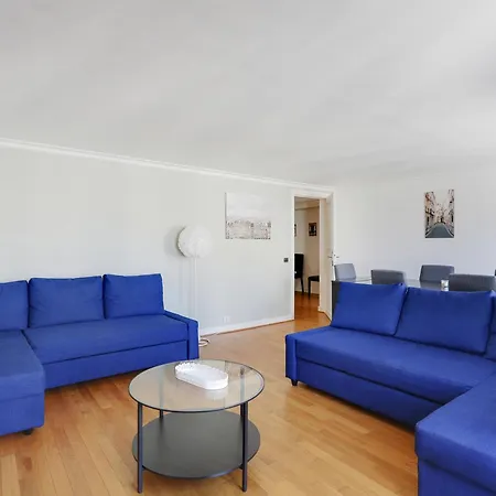 Apartment Pick A Flat's In Champs-elysees - Rue Ponthieu Paris