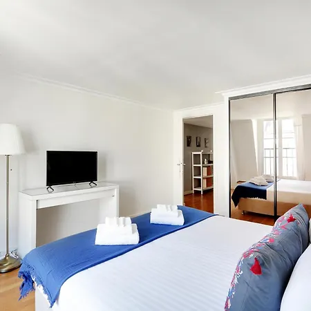 Pick A Flat's In Champs-elysees - Rue Ponthieu * 파리
