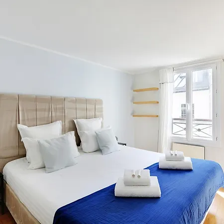 Pick A Flat's In Champs-elysees - Rue Ponthieu